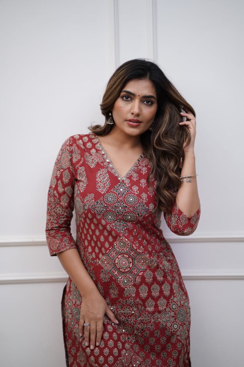 red printed design fancy attractive kurta with bottom wear sets