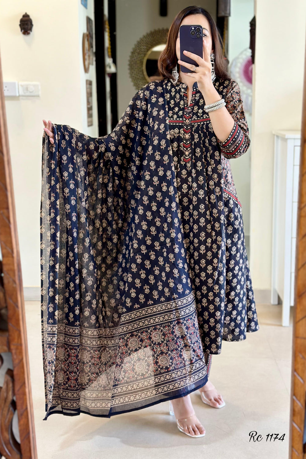 blue kurta and pant with dupatta set for women's