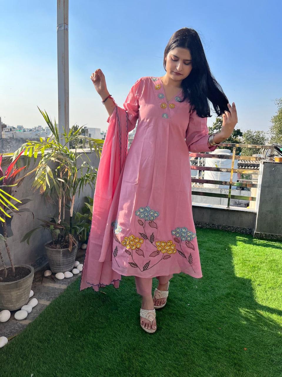 Dreamy Elegance : Pink A-Line Cotton Kurta Set With Malmal Dupatta