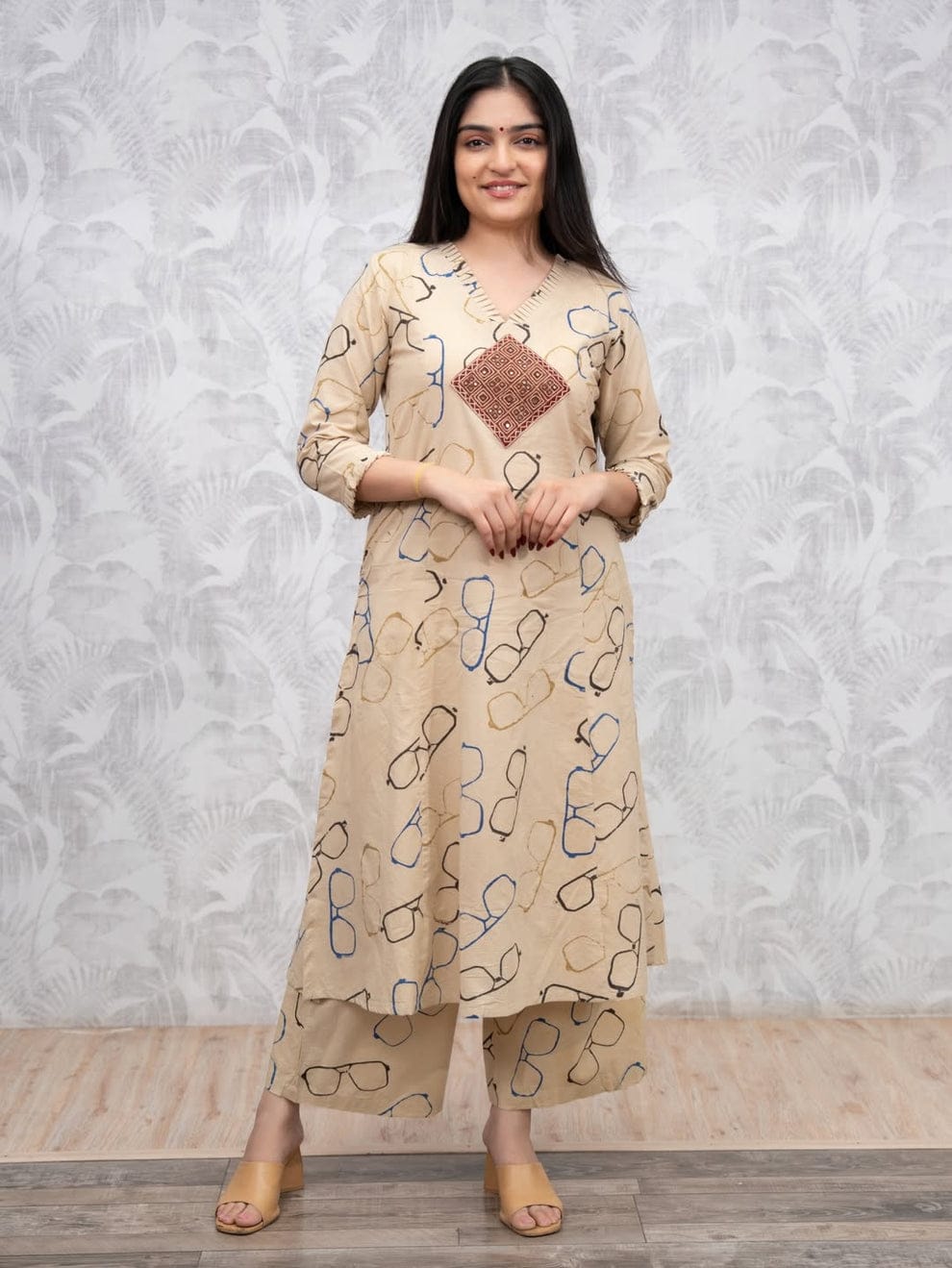 Beige Spectacle Printed Ethnic Co-ord Set for Women